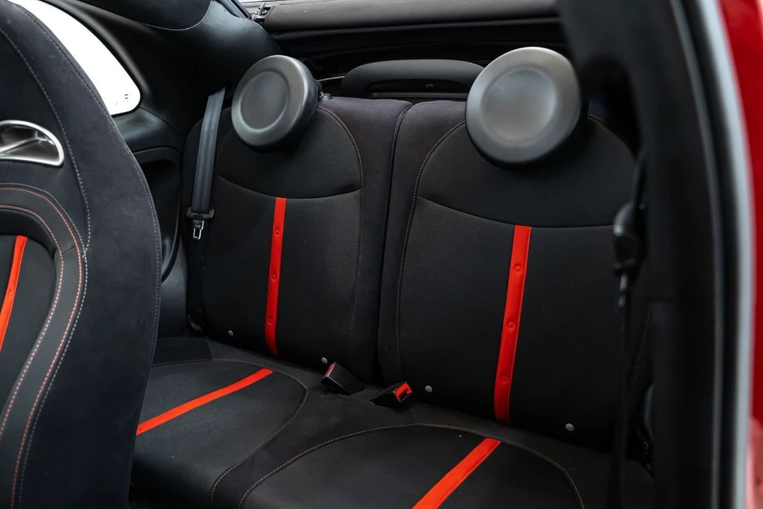 2013 Fiat Abarth 500 - Image 24 of 31