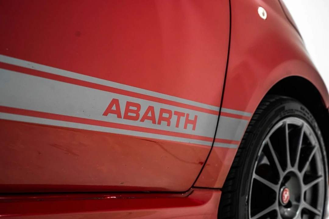 2013 Fiat Abarth 500 - Image 15 of 31