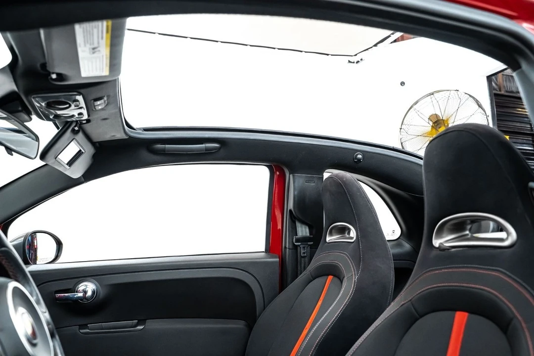 2013 Fiat Abarth 500 - Image 23 of 31