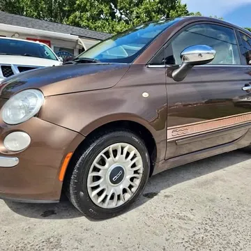 2013 Fiat 500 Lounge Hatchback 2D