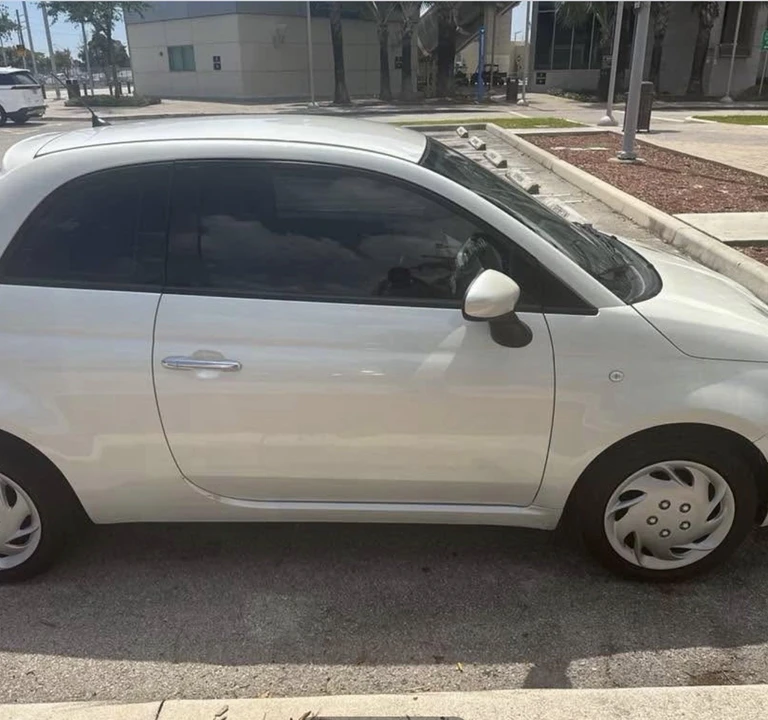 2013 Fiat 500 - Image 4 of 9
