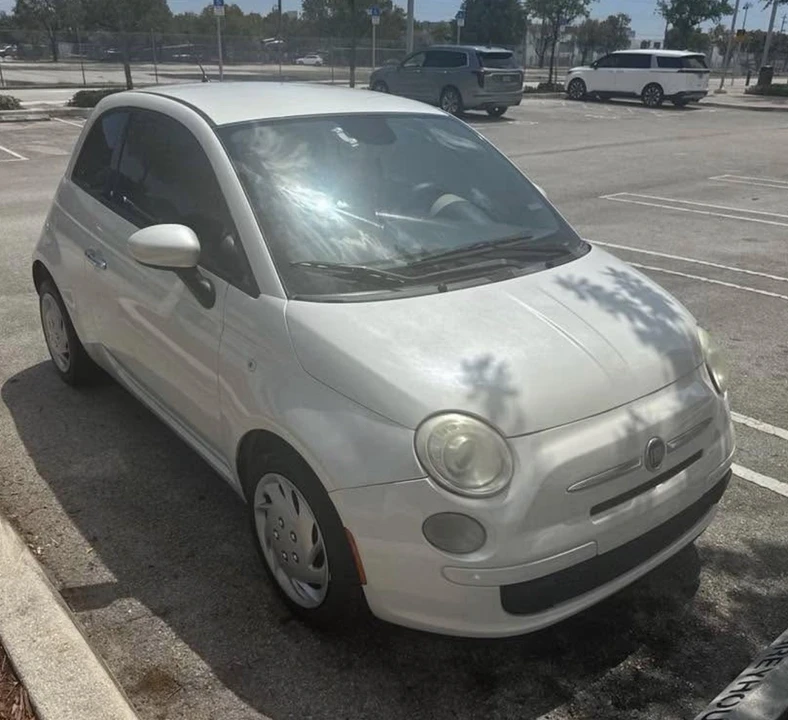 2013 Fiat 500 - Image 2 of 9