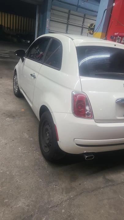 2013 Fiat 500 - Image 9 of 15