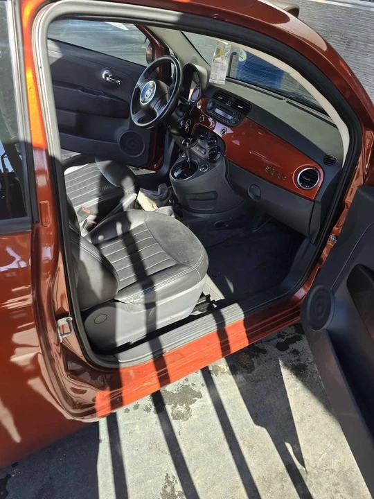 2013 Fiat 500 - Image 10 of 16