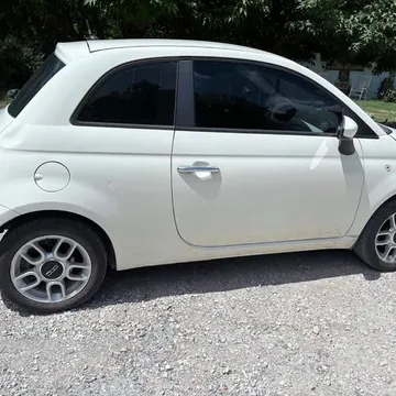 2013 Fiat 500 Turbo Hatchback 2D