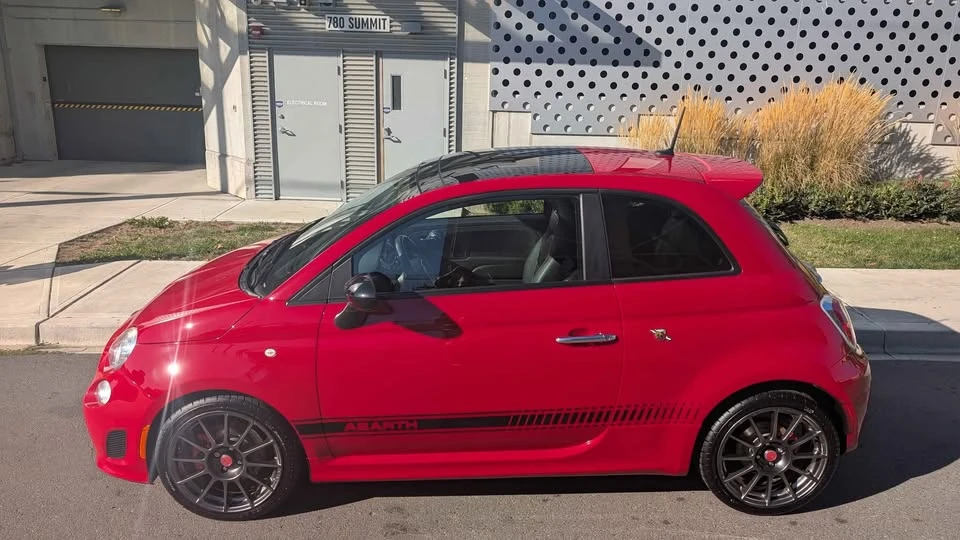 2013 Fiat Abarth 500 - Image 2 of 20