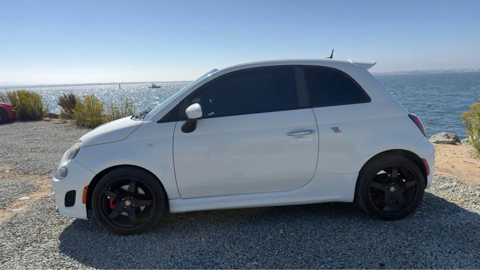 2013 Fiat Abarth 500 - Image 3 of 15
