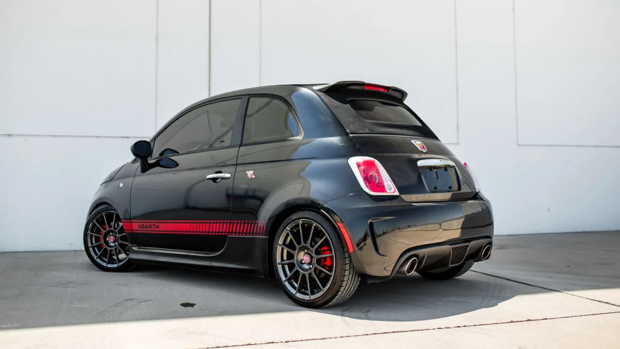 2013 Fiat Abarth 500 - Image 2 of 10