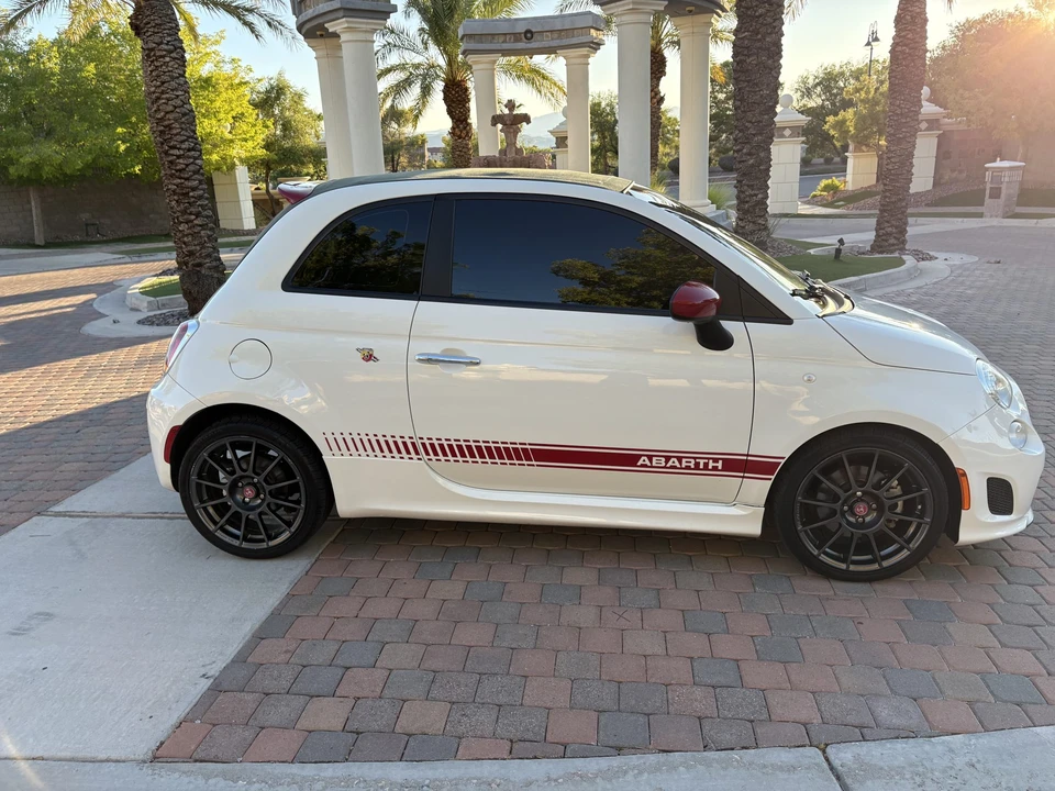 2013 Fiat Abarth 500 - Image 13 of 31