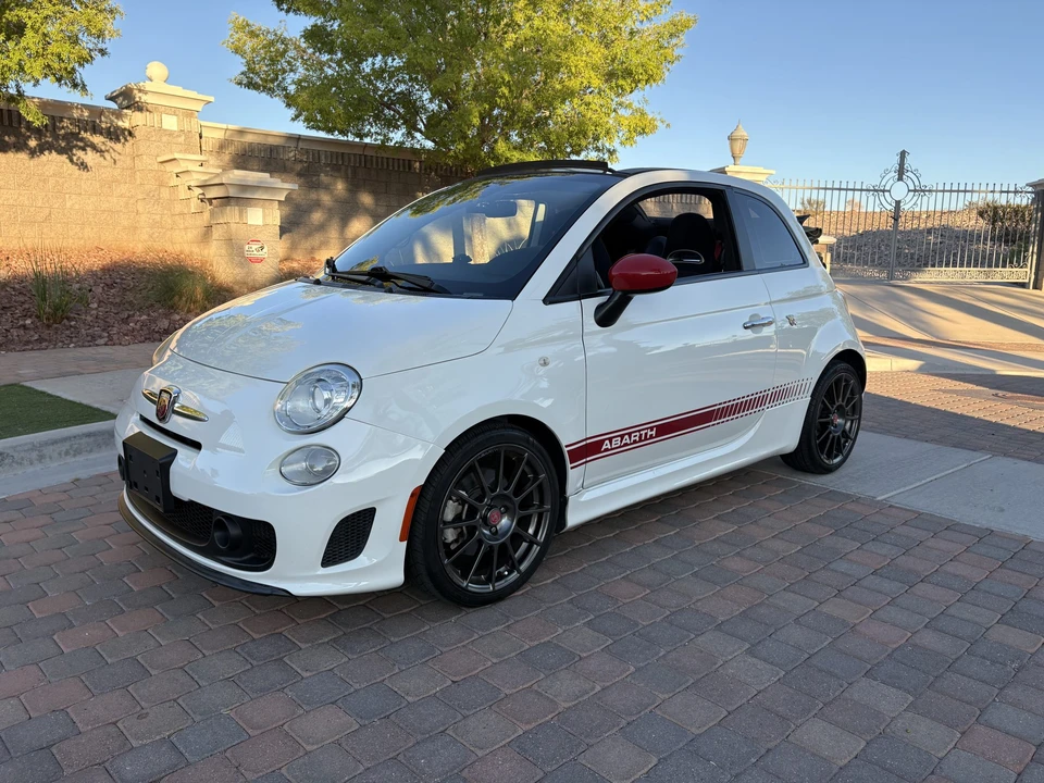 2013 Fiat Abarth 500 - Image 5 of 31