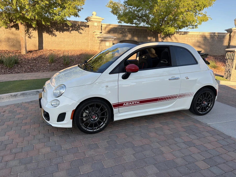 2013 Fiat Abarth 500 - Image 6 of 31