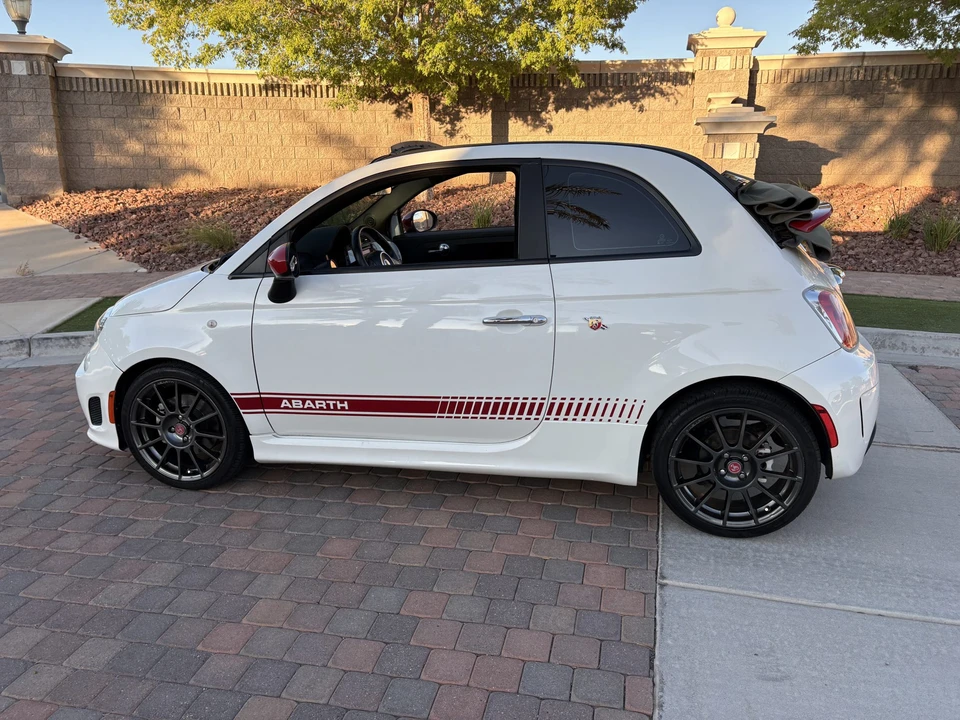 2013 Fiat Abarth 500 - Image 8 of 31