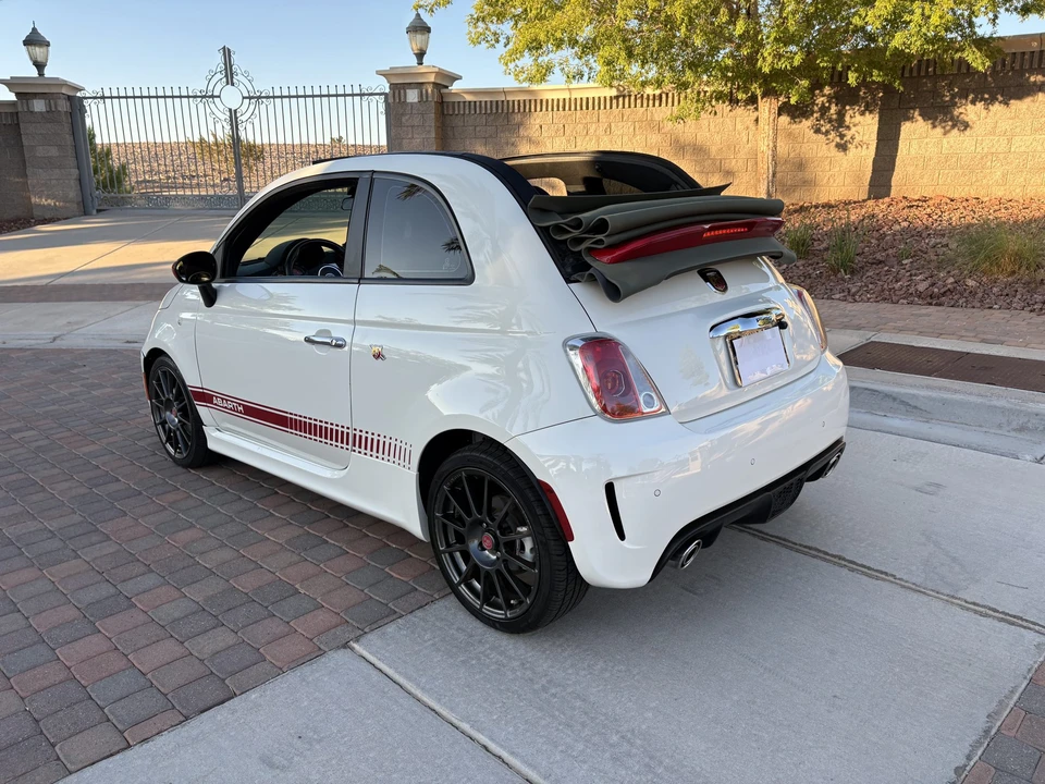 2013 Fiat Abarth 500 - Image 10 of 31