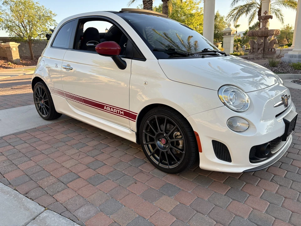 2013 Fiat Abarth 500 - Image 26 of 31