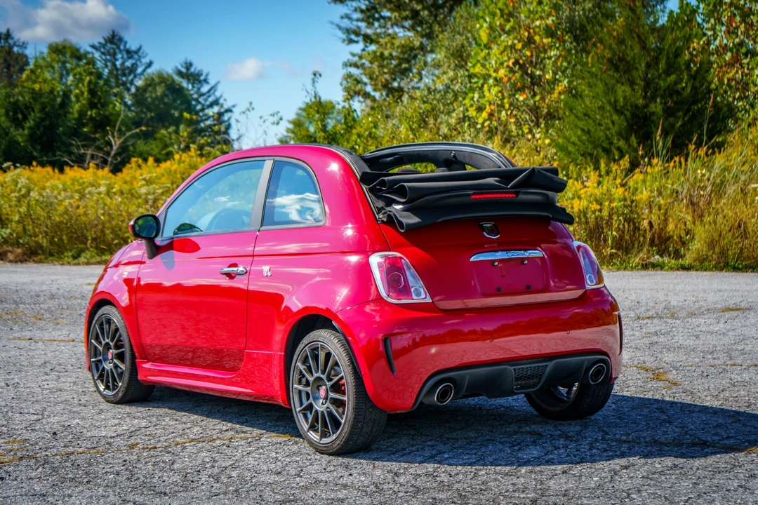 2013 Fiat Abarth 500 - Image 10 of 31