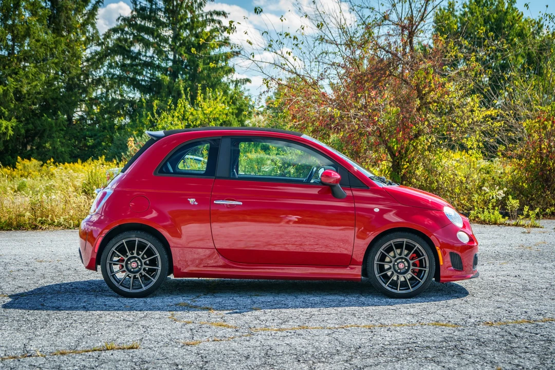 2013 Fiat Abarth 500 - Image 30 of 31