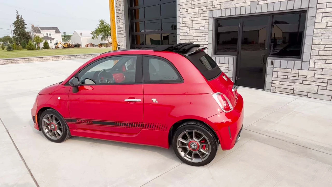 2013 Fiat Abarth 500 - Image 12 of 31