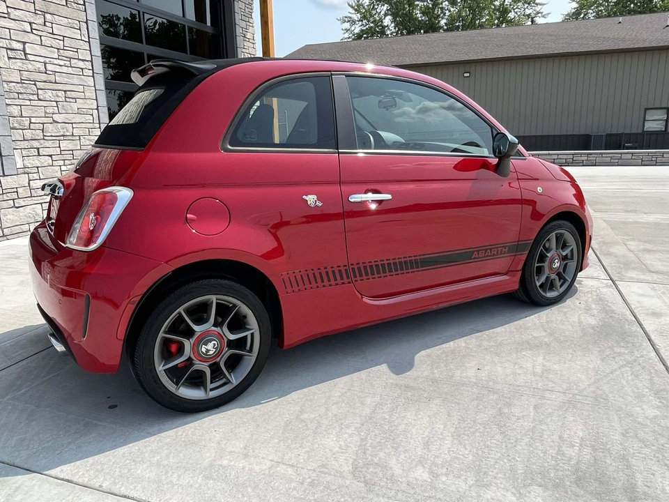 2013 Fiat Abarth 500 - Image 3 of 31