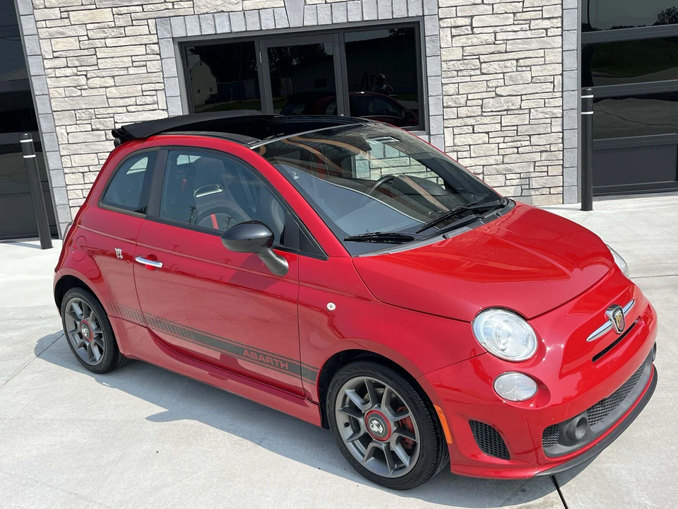 2013 Fiat Abarth 500 - Image 6 of 31