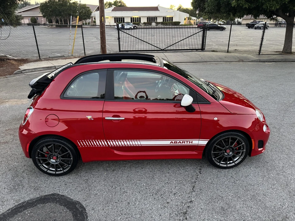 2013 Fiat Abarth 500 - Image 14 of 31