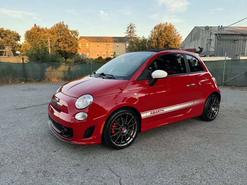 2013 Fiat Abarth 500 - Image 3 of 31