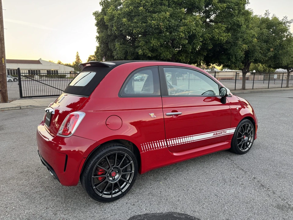 2013 Fiat Abarth 500 - Image 8 of 31