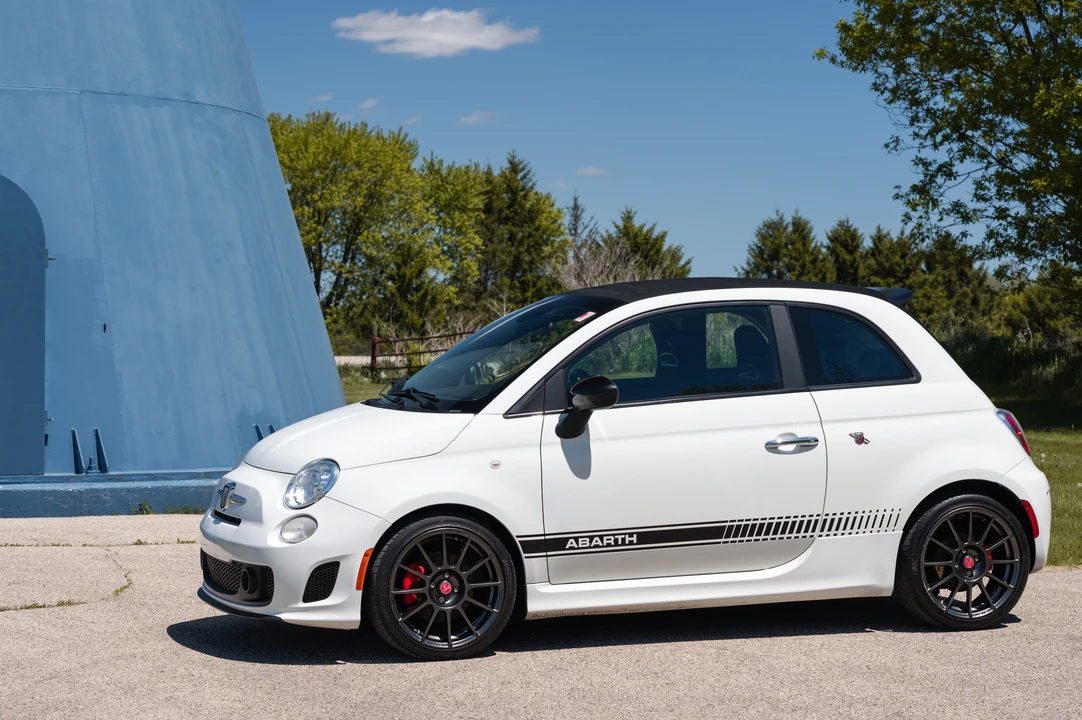 2013 Fiat Abarth 500 - Image 12 of 31