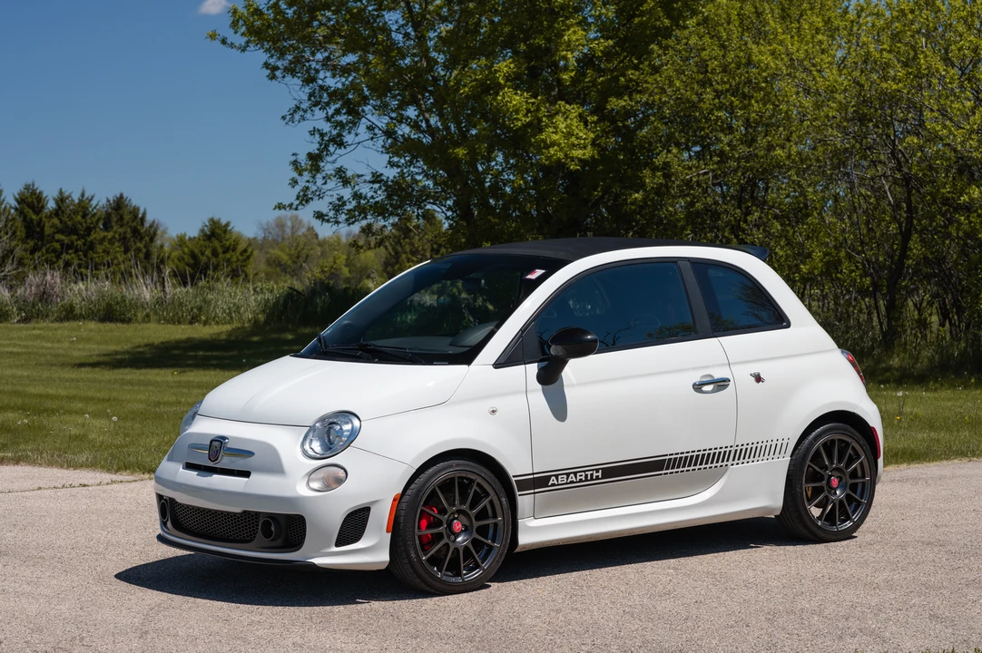 2013 Fiat Abarth 500 - Image 11 of 31