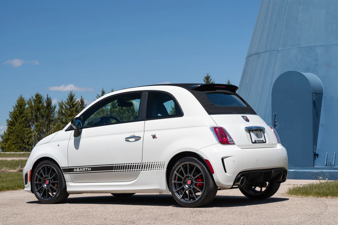 2013 Fiat Abarth 500 - Image 6 of 31