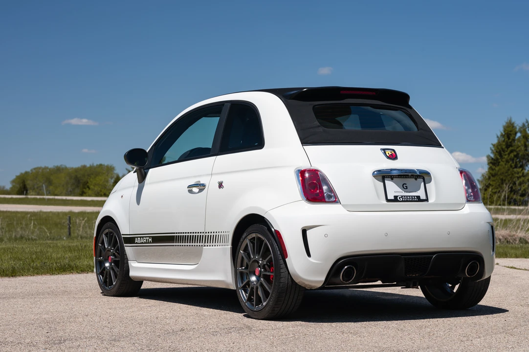 2013 Fiat Abarth 500 - Image 7 of 31
