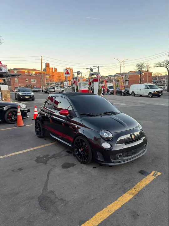 2013 Fiat Abarth 500 - Image 2 of 8
