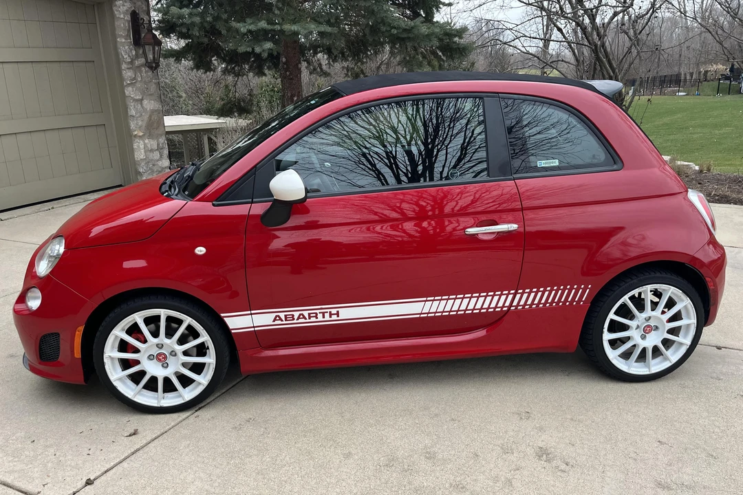 2013 Fiat Abarth 500 - Image 3 of 5