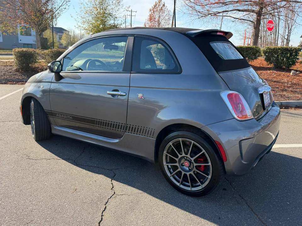 2013 Fiat Abarth 500 - Image 22 of 31