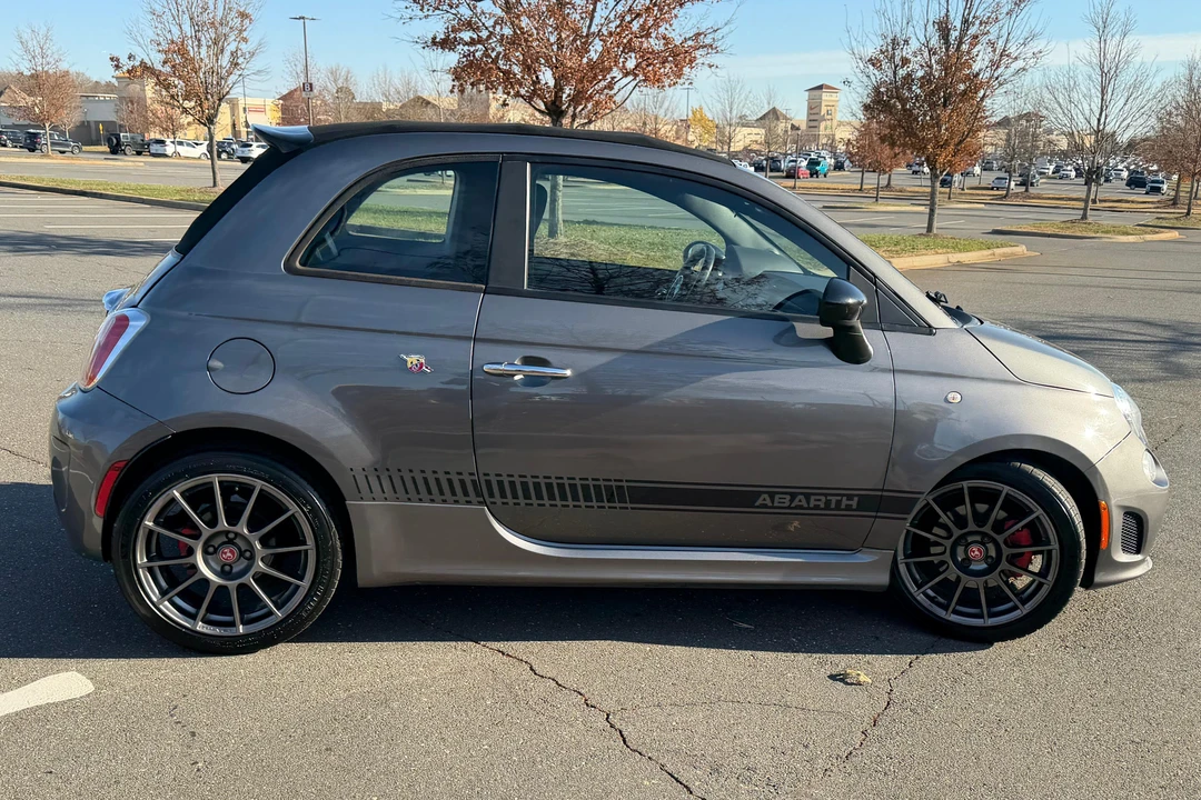 2013 Fiat Abarth 500 - Image 3 of 31