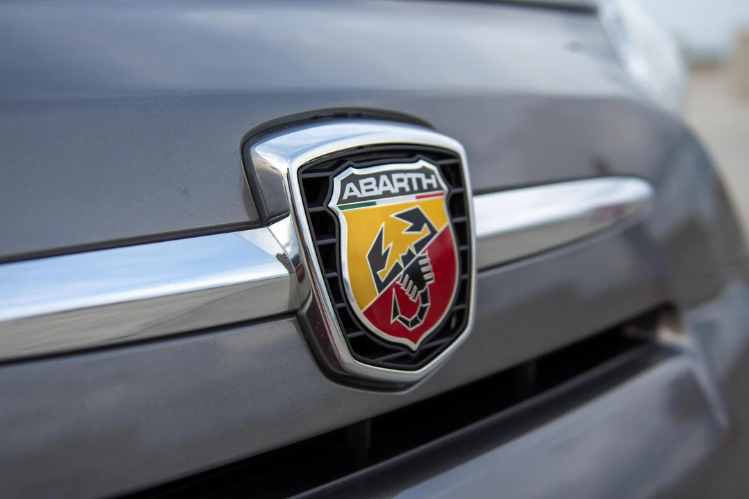 2013 Fiat Abarth 500 - Image 30 of 31