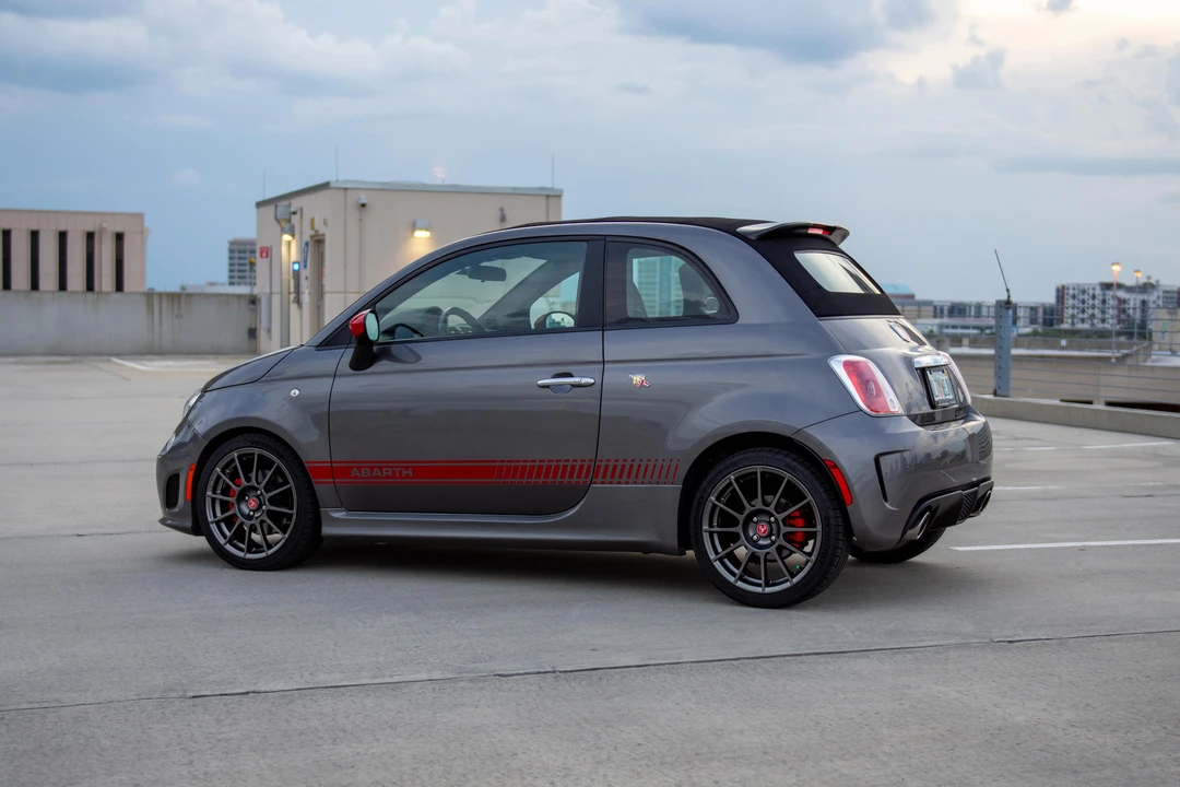 2013 Fiat Abarth 500 - Image 10 of 31