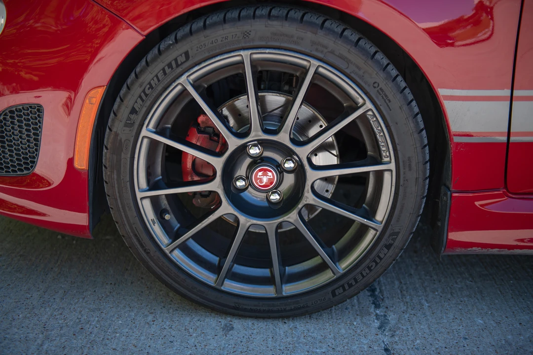 2013 Fiat Abarth 500 - Image 17 of 25