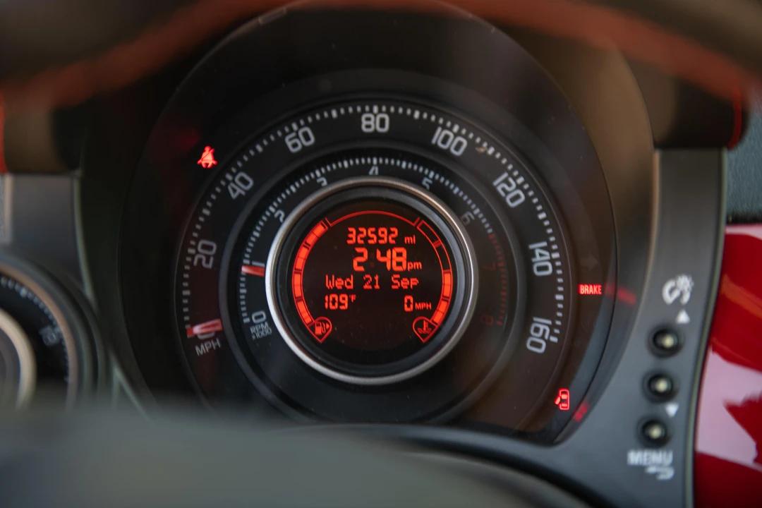 2013 Fiat Abarth 500 - Image 24 of 25