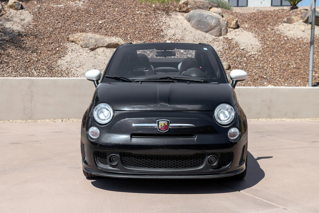 2013 Fiat Abarth 500 - Image 2 of 31