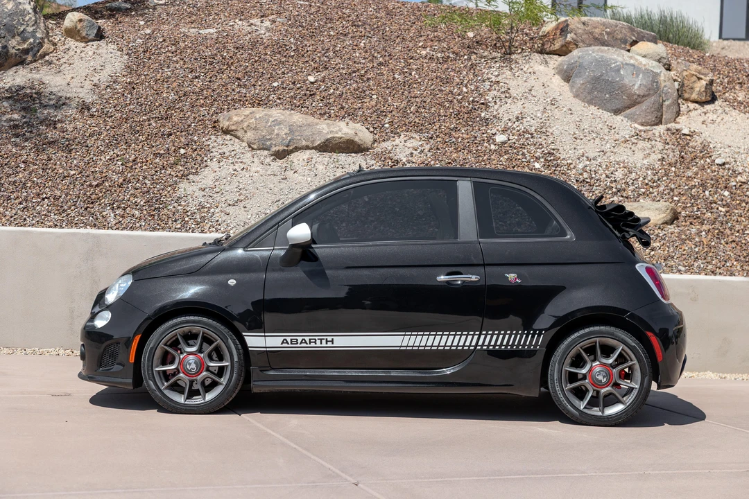 2013 Fiat Abarth 500 - Image 14 of 31