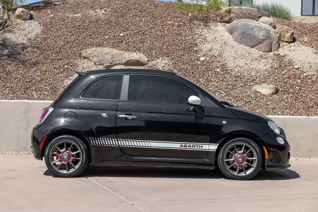 2013 Fiat Abarth 500 - Image 12 of 31