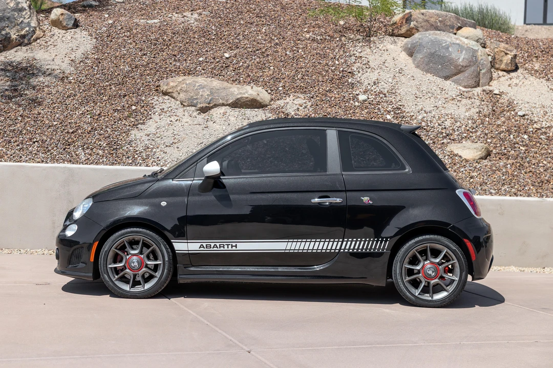 2013 Fiat Abarth 500 - Image 8 of 31