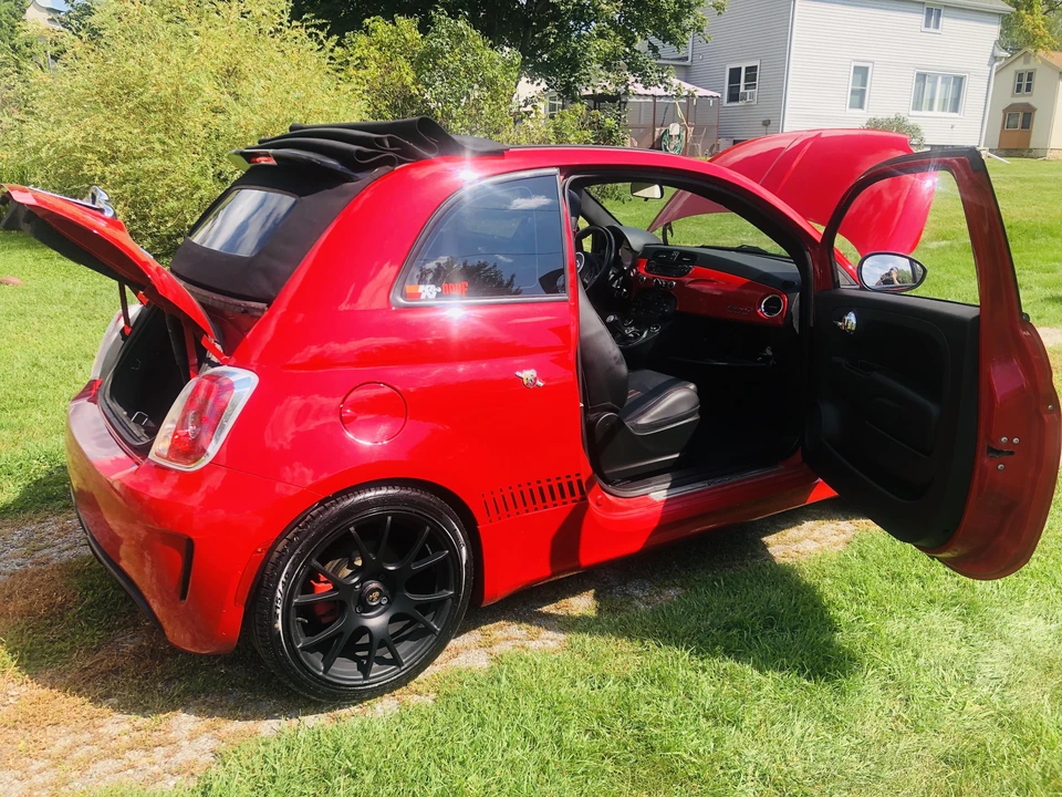 2013 Fiat Abarth 500 - Image 10 of 31