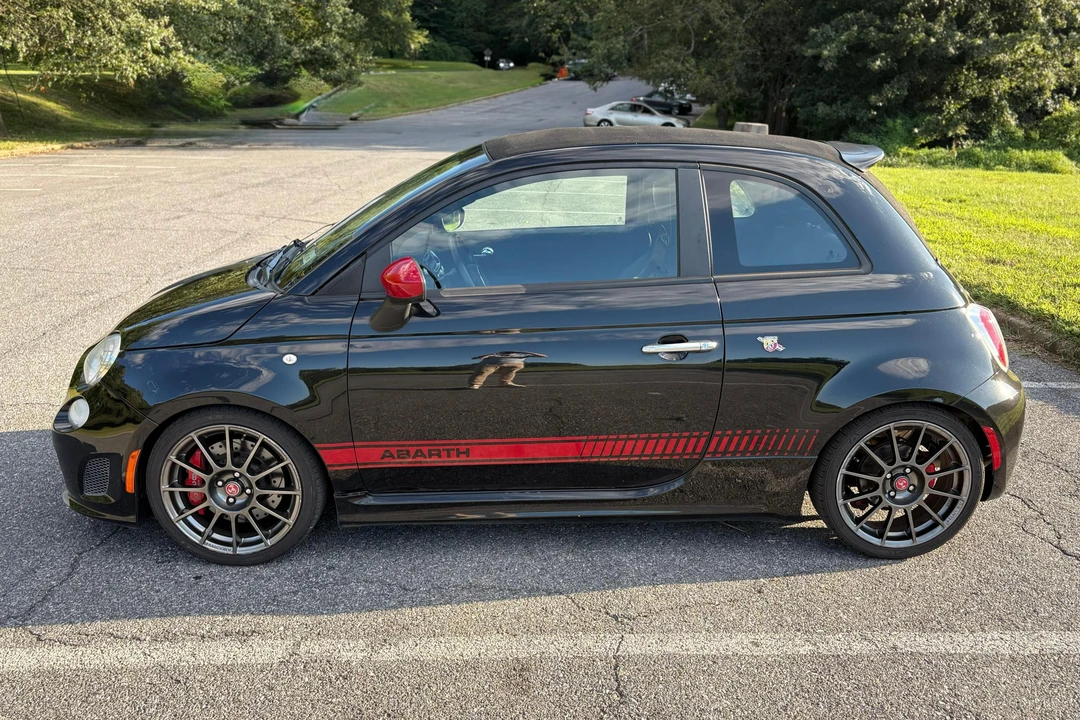 2013 Fiat Abarth 500 - Image 3 of 31