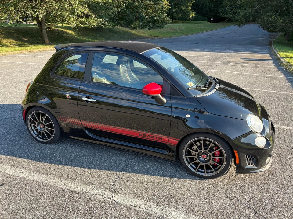 2013 Fiat Abarth 500 - Image 13 of 31