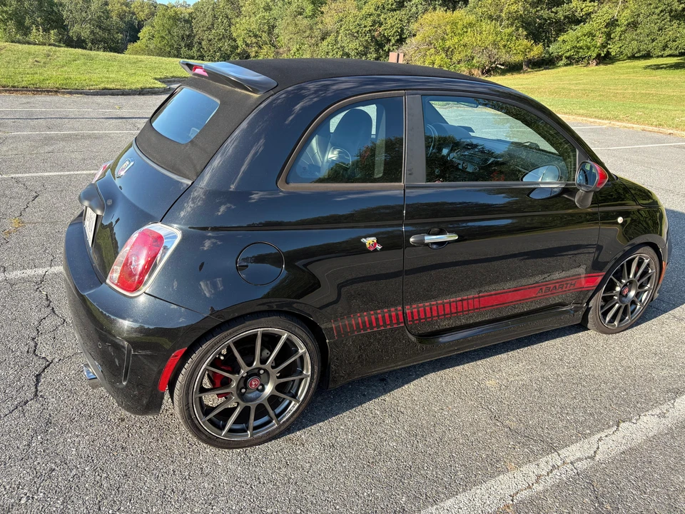 2013 Fiat Abarth 500 - Image 11 of 31
