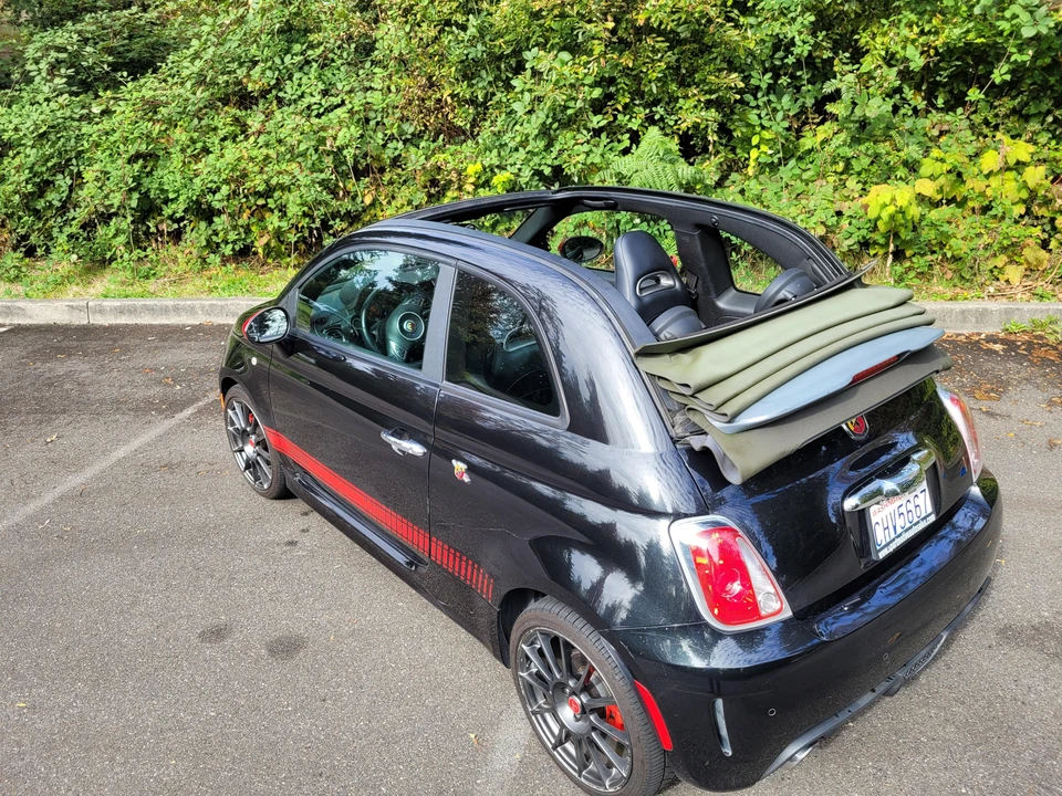 2013 Fiat Abarth 500 - Image 13 of 31