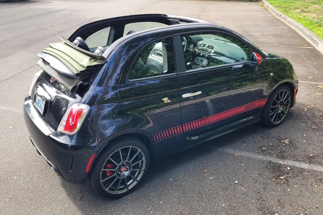 2013 Fiat Abarth 500 - Image 4 of 31
