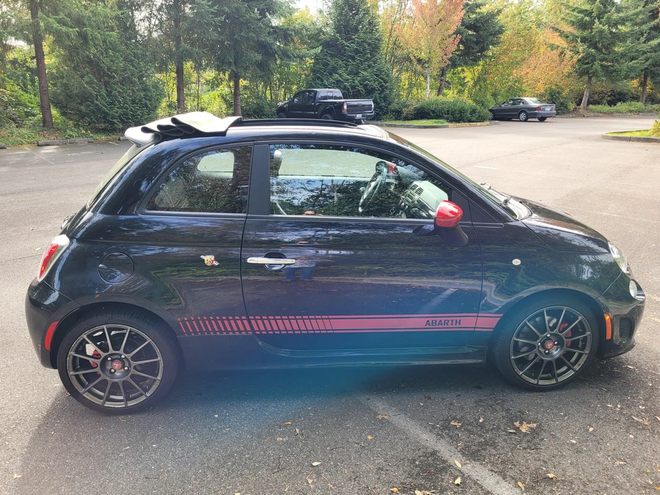 2013 Fiat Abarth 500 - Image 17 of 31