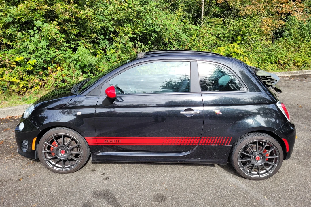 2013 Fiat Abarth 500 - Image 3 of 31